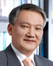 제7대 총장 강신일