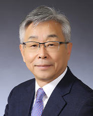 제9대 총장 이상한