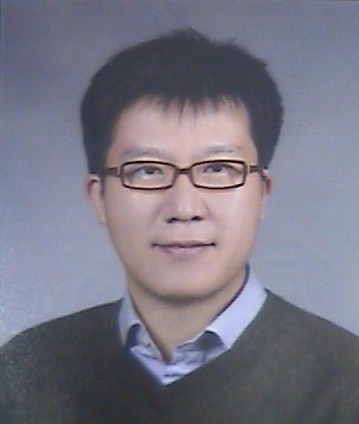 윤주일 사진